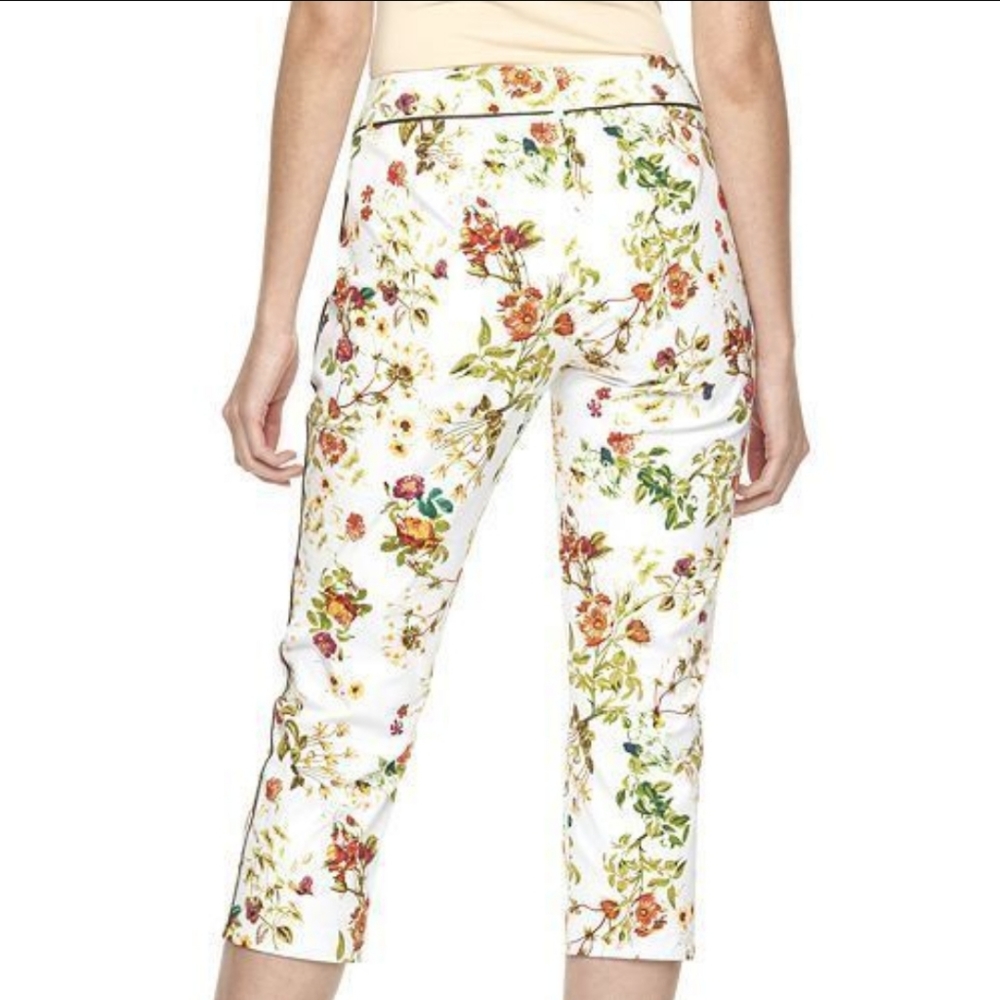 Alice Through The Looking Glass Capris
